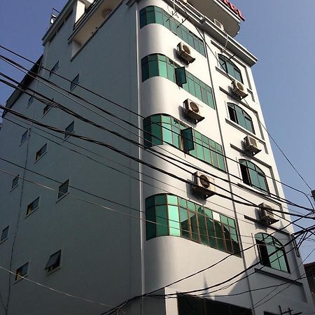 Hotel Tokyo 1 Vinh Exterior foto