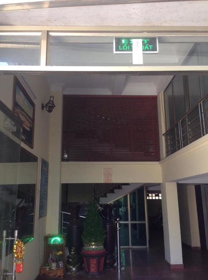 Hotel Tokyo 1 Vinh Exterior foto